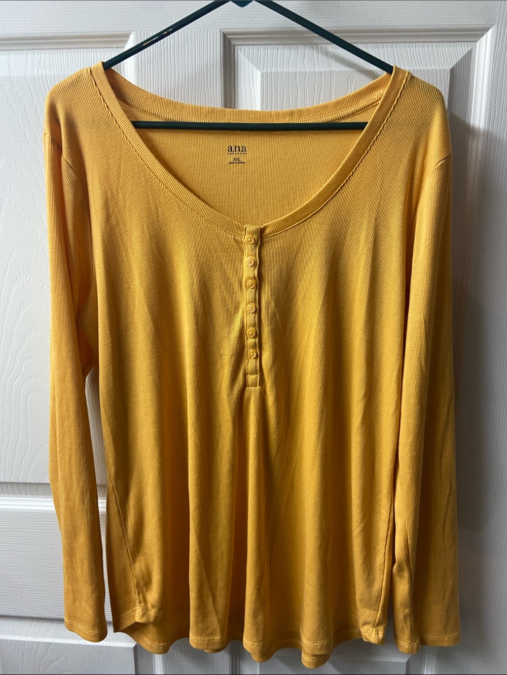 a.n.a Mustard Yellow Long-Sleeve Henley Top plus XXL